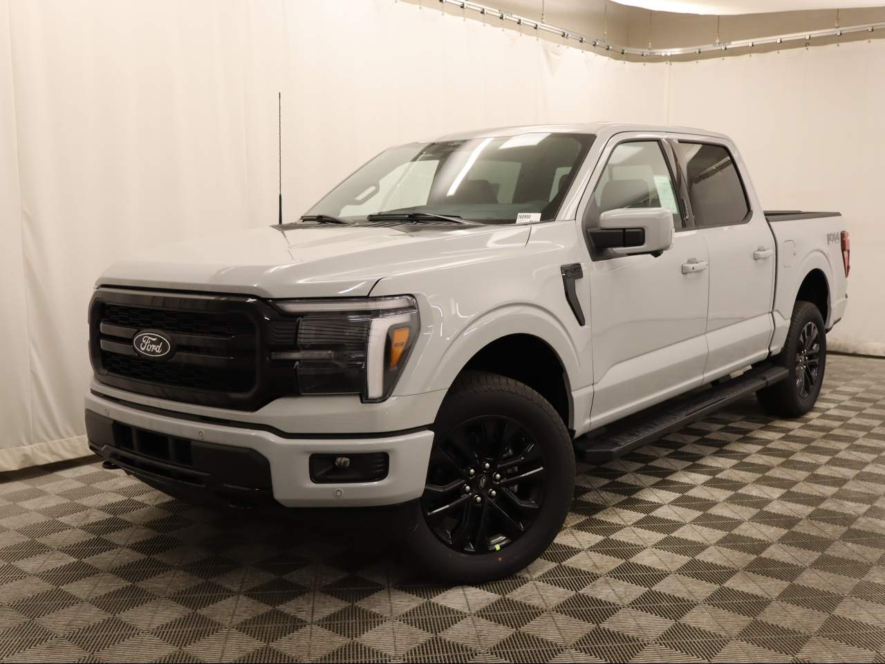 2026 Ford F-150 SuperCrew Lariat