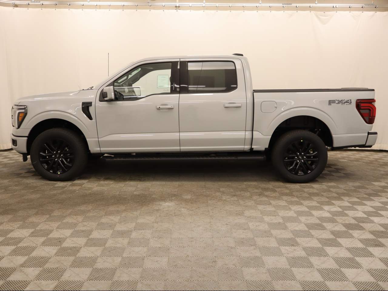 2026 Ford F-150 SuperCrew Lariat