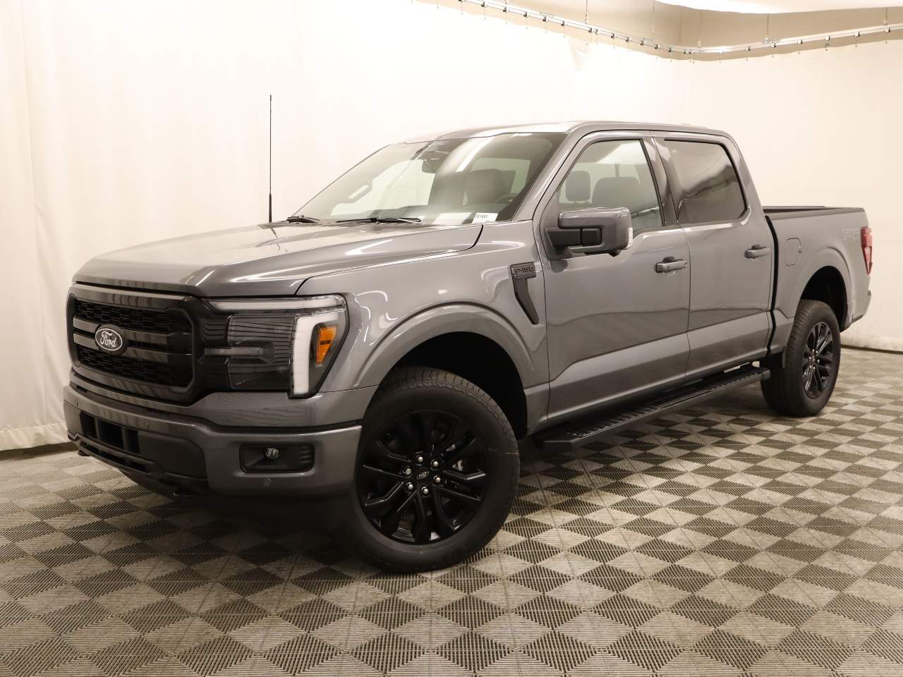 2026 Ford F-150 SuperCrew Lariat