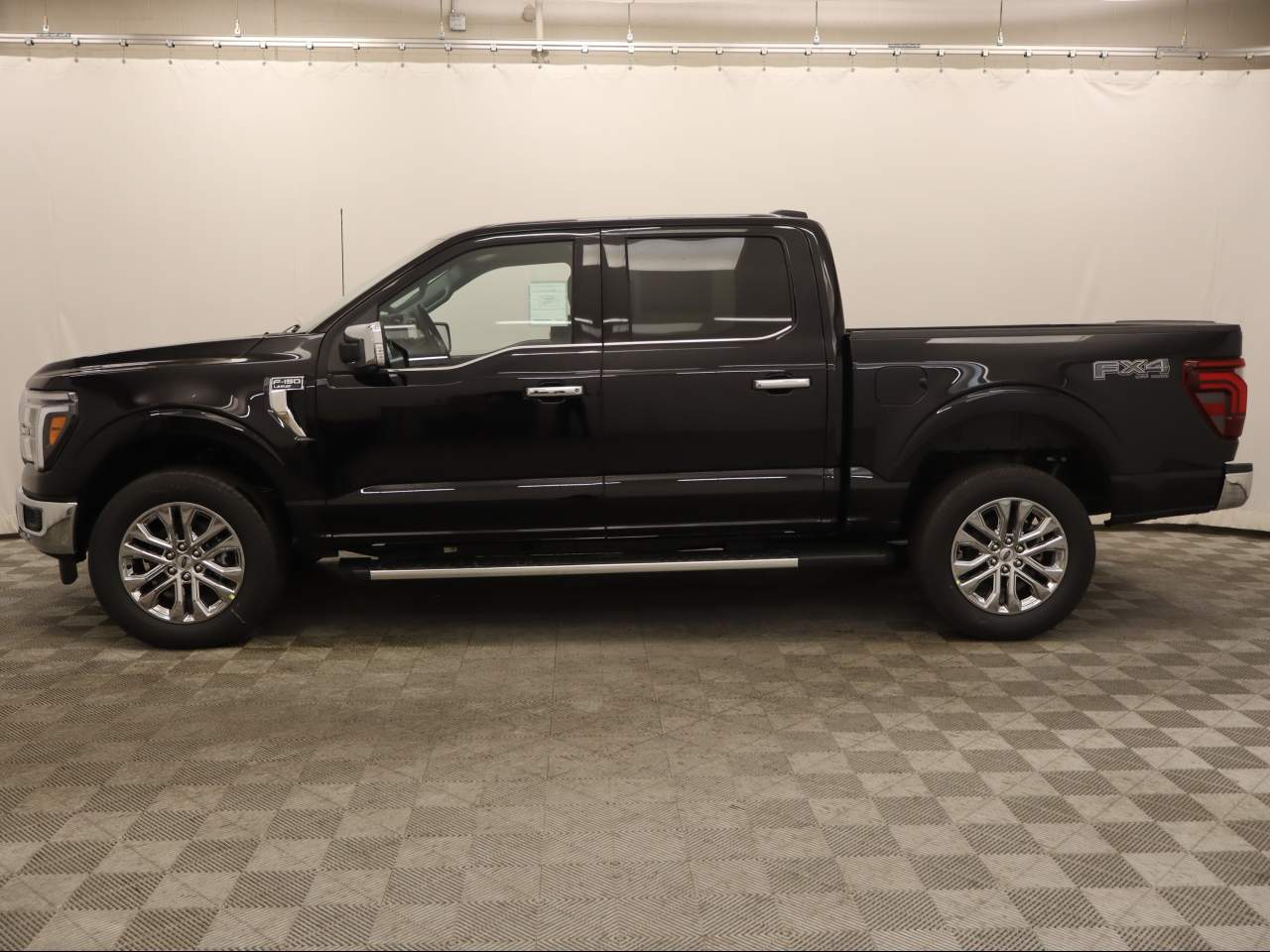 2025 Ford F-150 SuperCrew Lariat