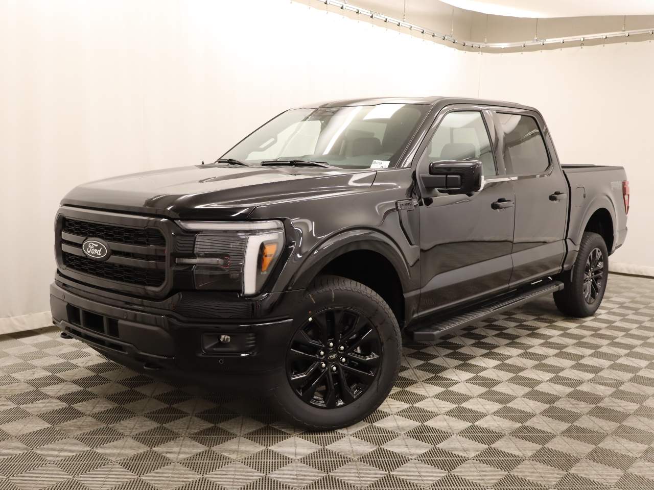 2025 Ford F-150 SuperCrew Lariat