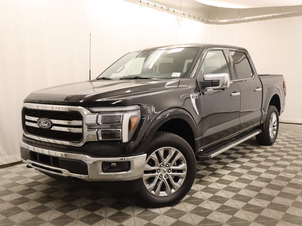 2025 Ford F-150 SuperCrew Lariat