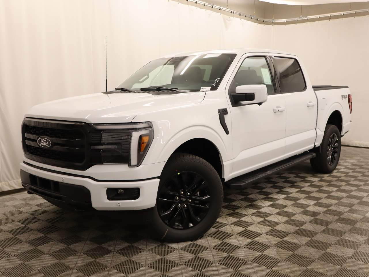 2026 Ford F-150 SuperCrew Lariat