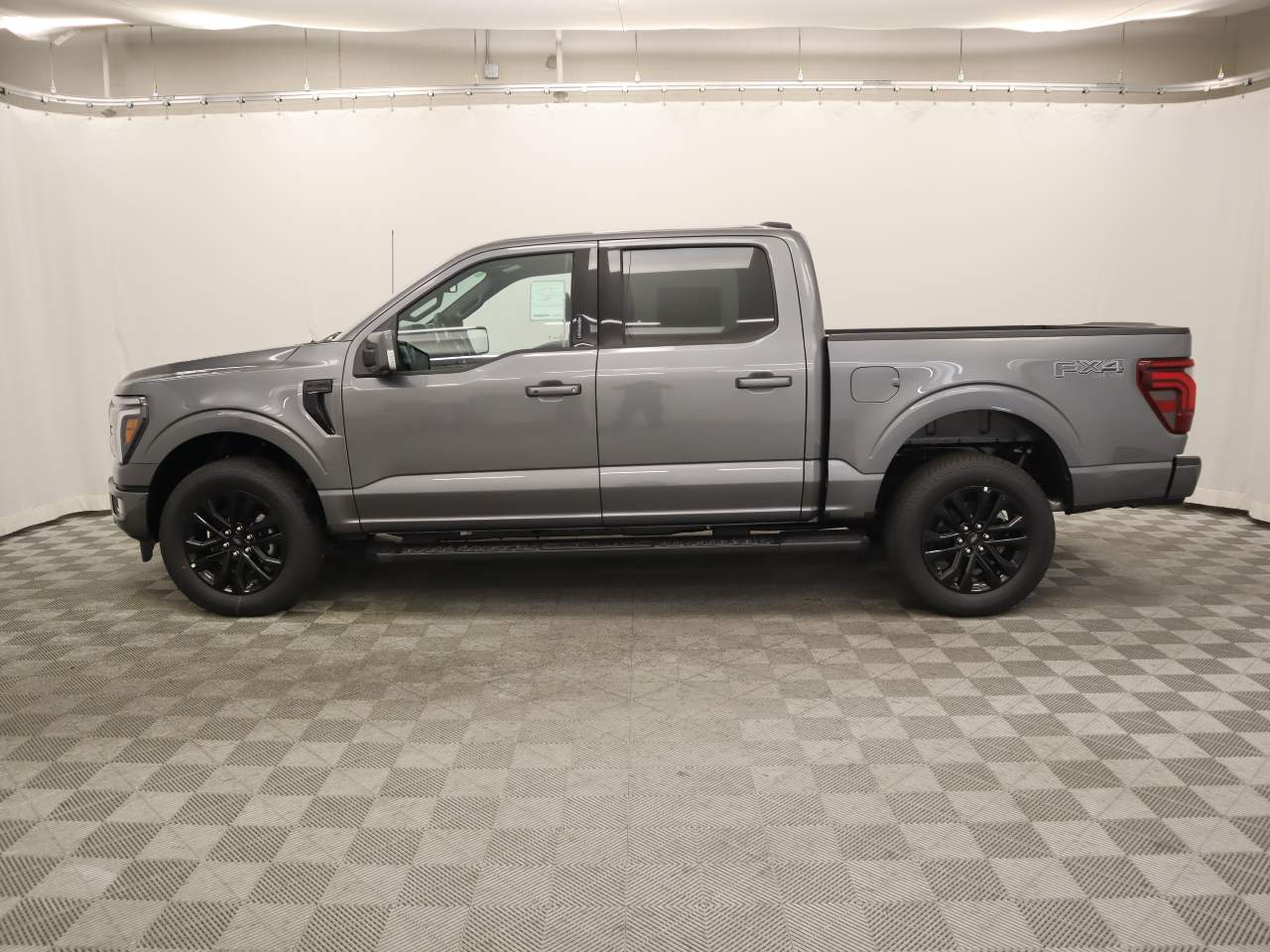 2024 Ford F-150 SuperCrew Lariat