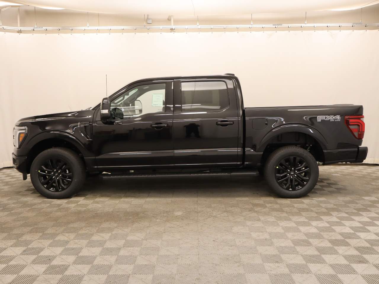 2025 Ford F-150 SuperCrew Lariat