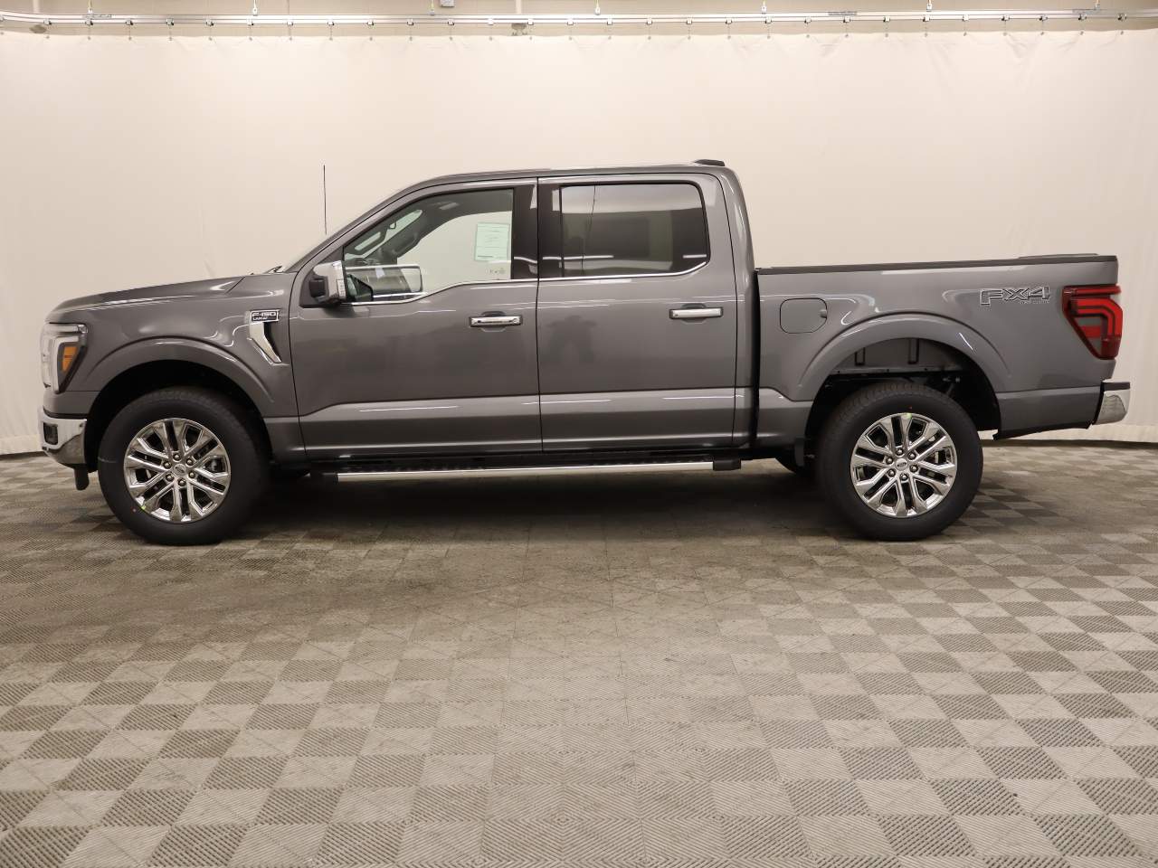 2025 Ford F-150 SuperCrew Lariat