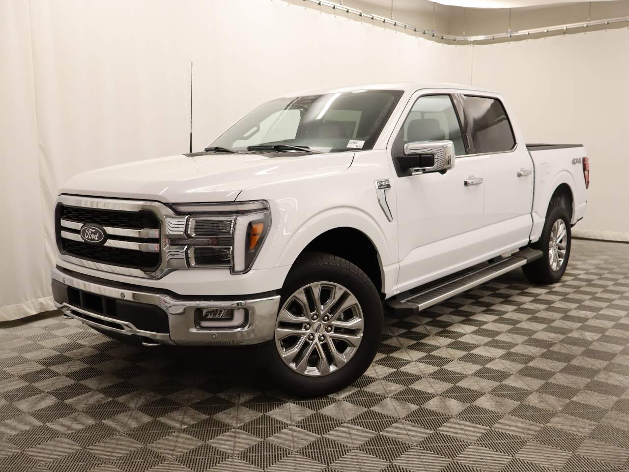 2024 Ford F-150 SuperCrew Lariat