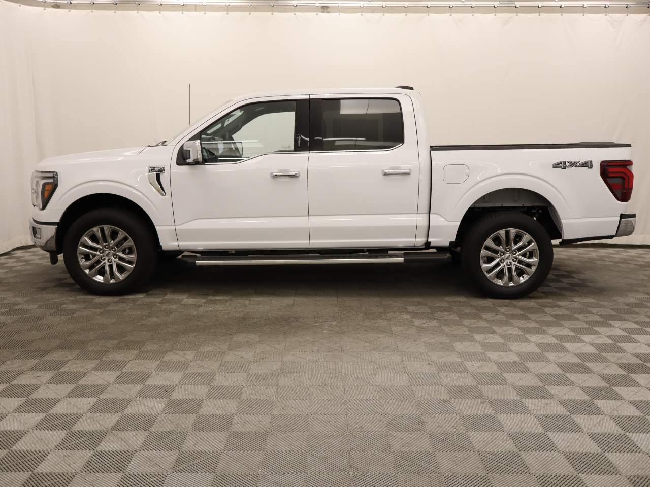 2024 Ford F-150 SuperCrew Lariat