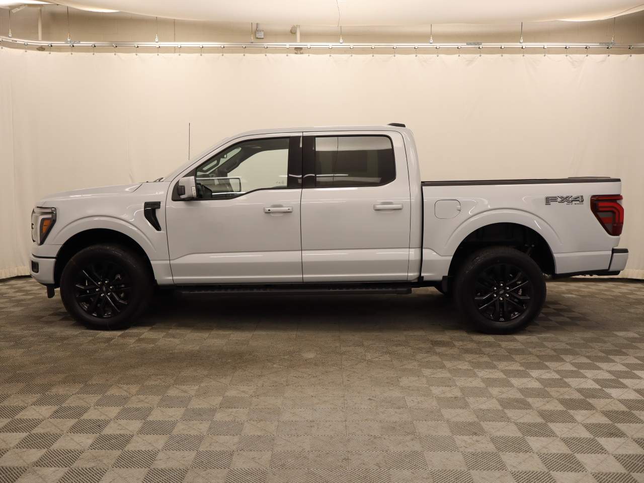 2025 Ford F-150 SuperCrew Lariat