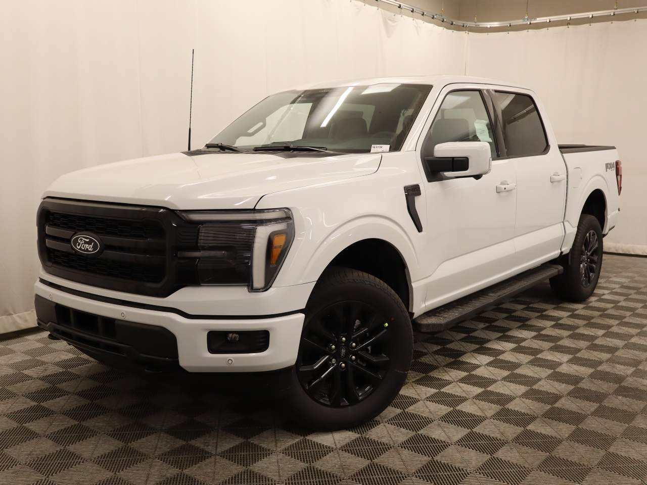 2026 Ford F-150 SuperCrew Lariat