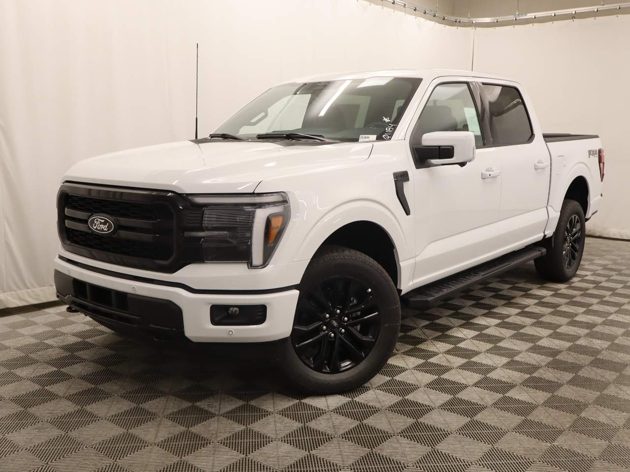 2025 Ford F-150 SuperCrew Lariat