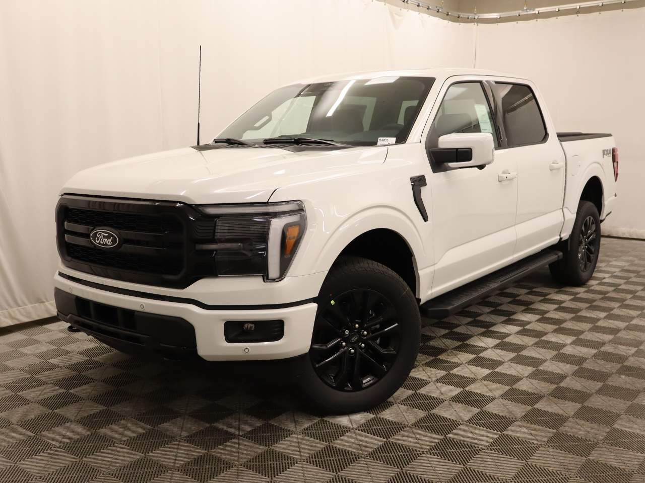 2026 Ford F-150 SuperCrew Lariat