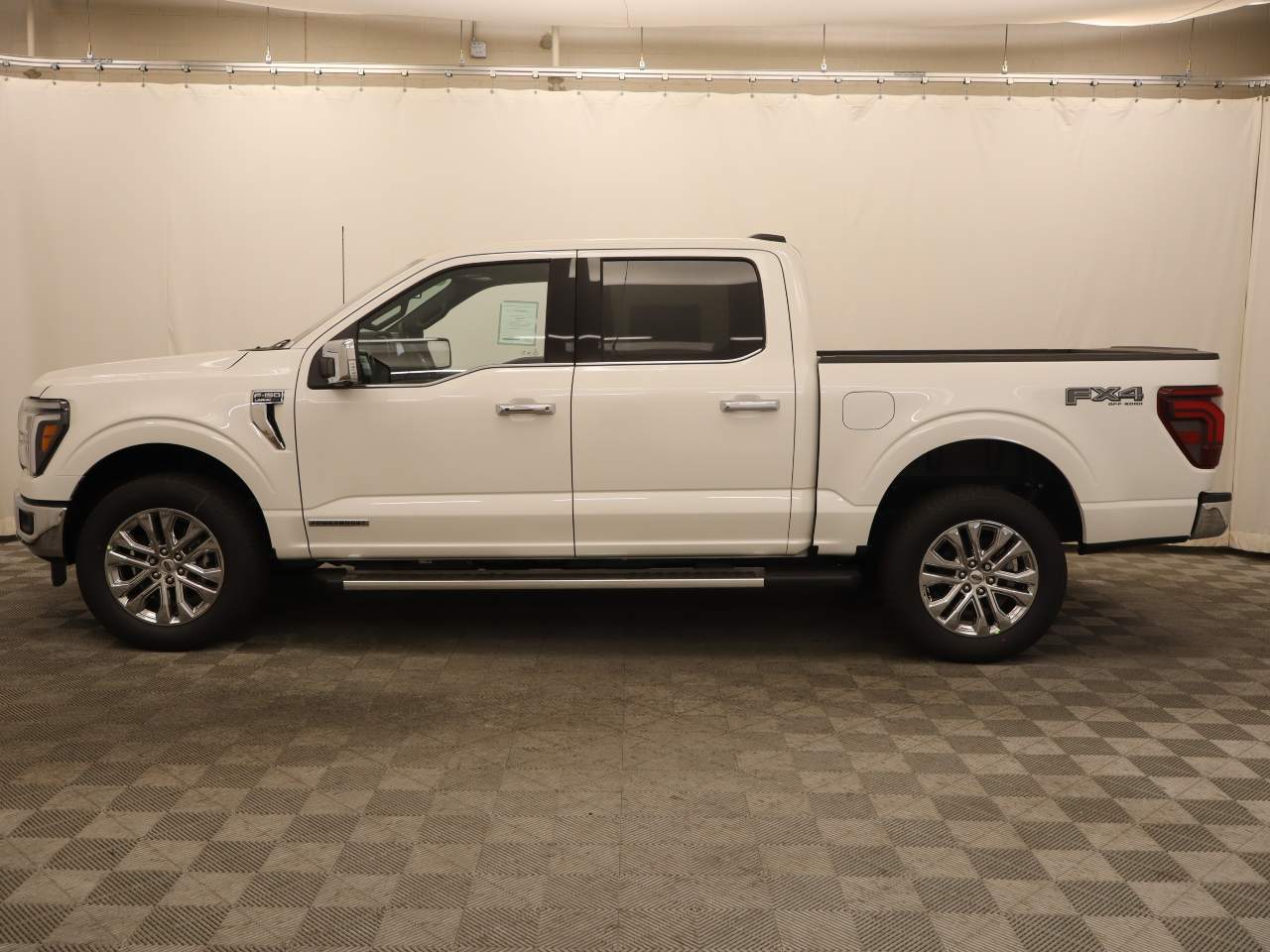 2025 Ford F-150 SuperCrew Lariat