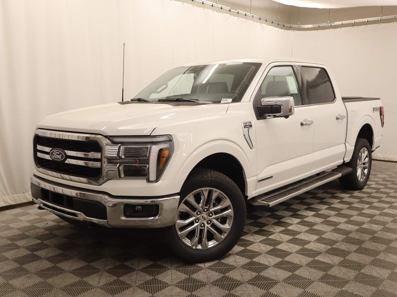 2025 Ford F-150 SuperCrew Lariat