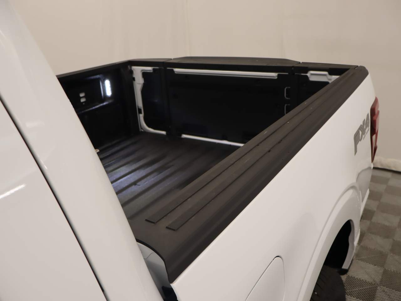 2025 Ford F-150 SuperCrew Lariat