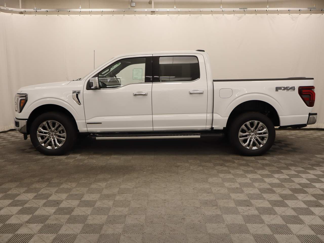 2025 Ford F-150 SuperCrew Lariat