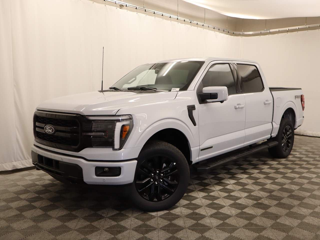 2025 Ford F-150 SuperCrew Lariat