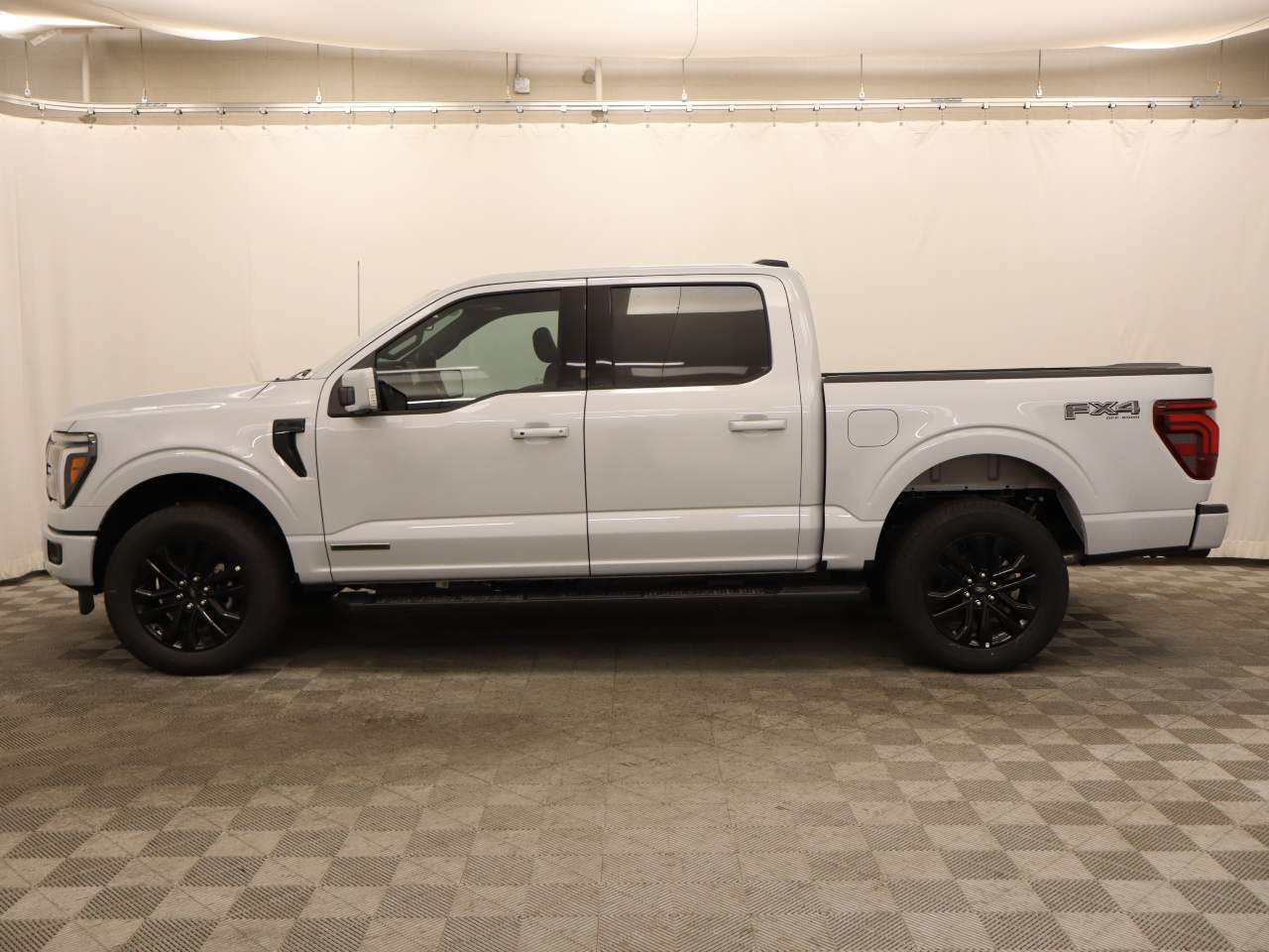 2025 Ford F-150 SuperCrew Lariat