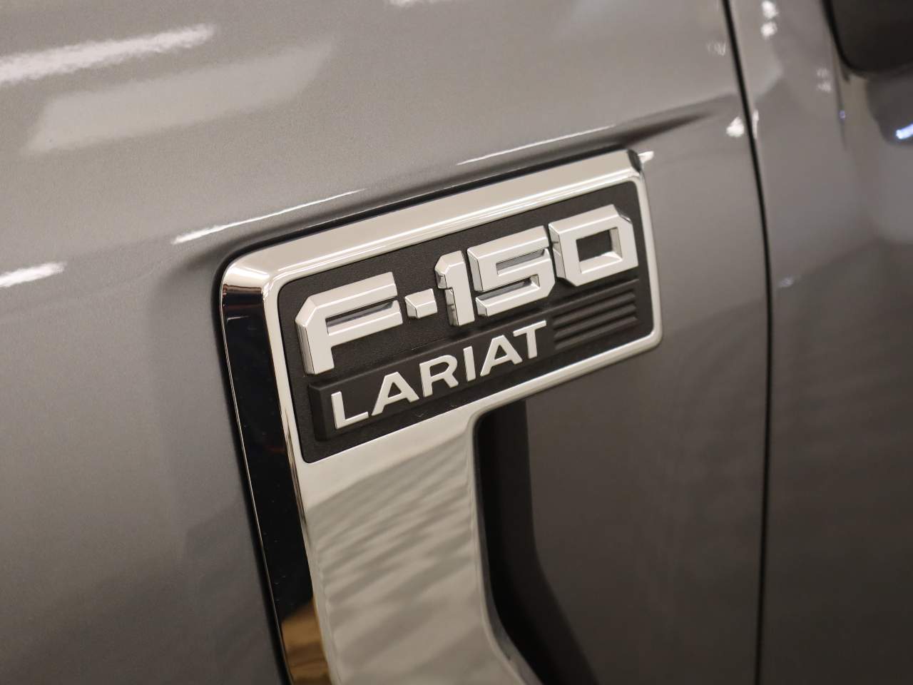 2024 Ford F-150 Lariat Crew Cab