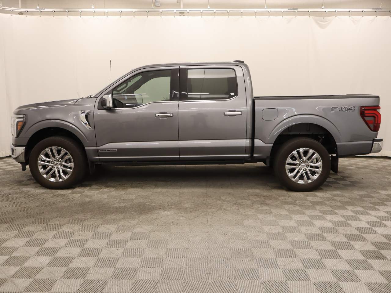 2024 Ford F-150 Lariat Crew Cab