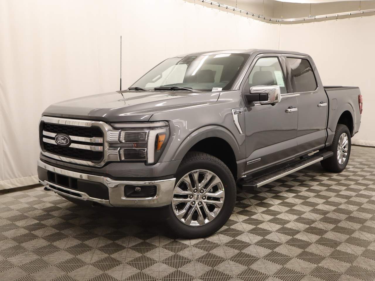2025 Ford F-150 SuperCrew Lariat