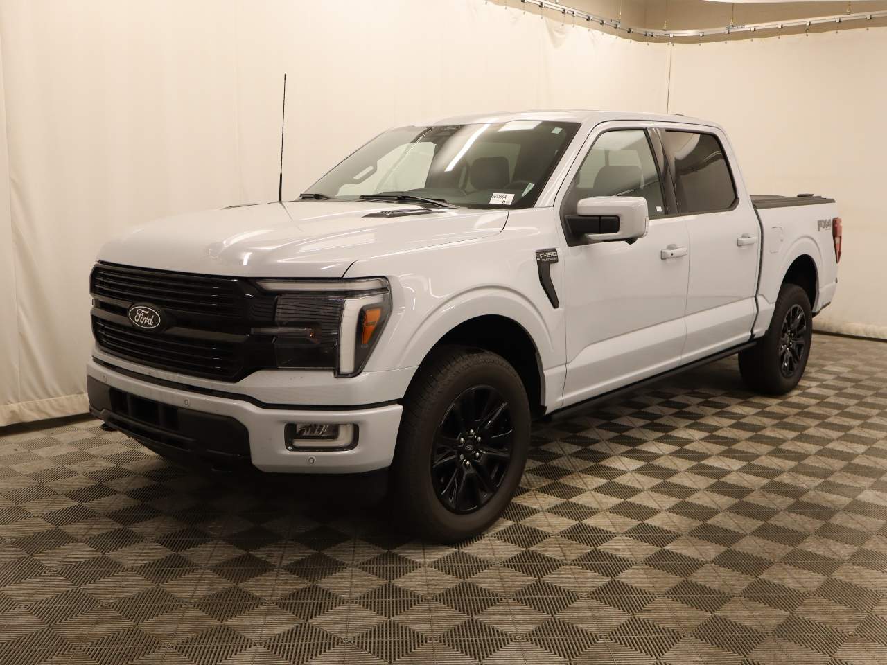 2025 Ford F-150 Platinum Crew Cab