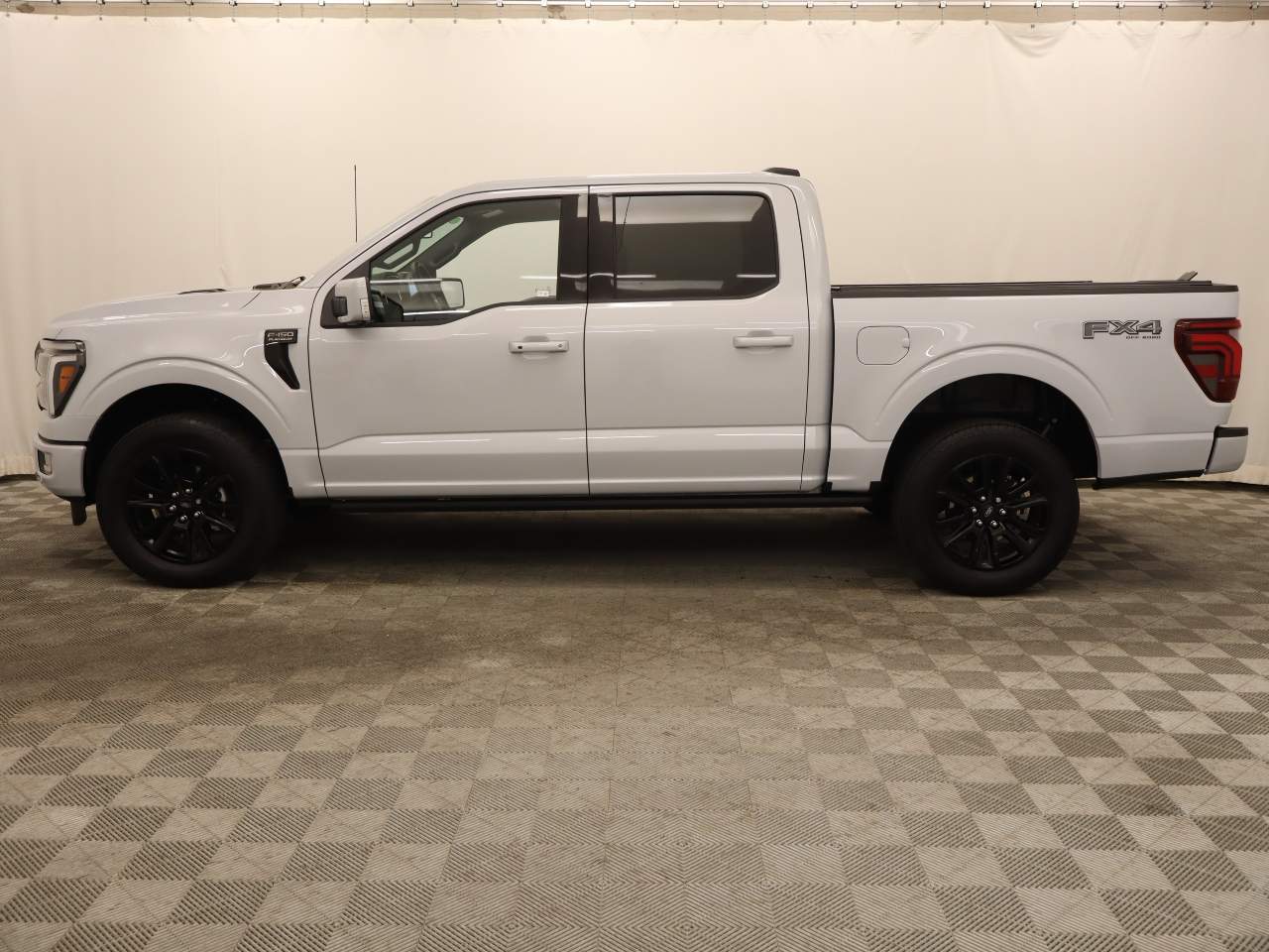 2025 Ford F-150 Platinum Crew Cab