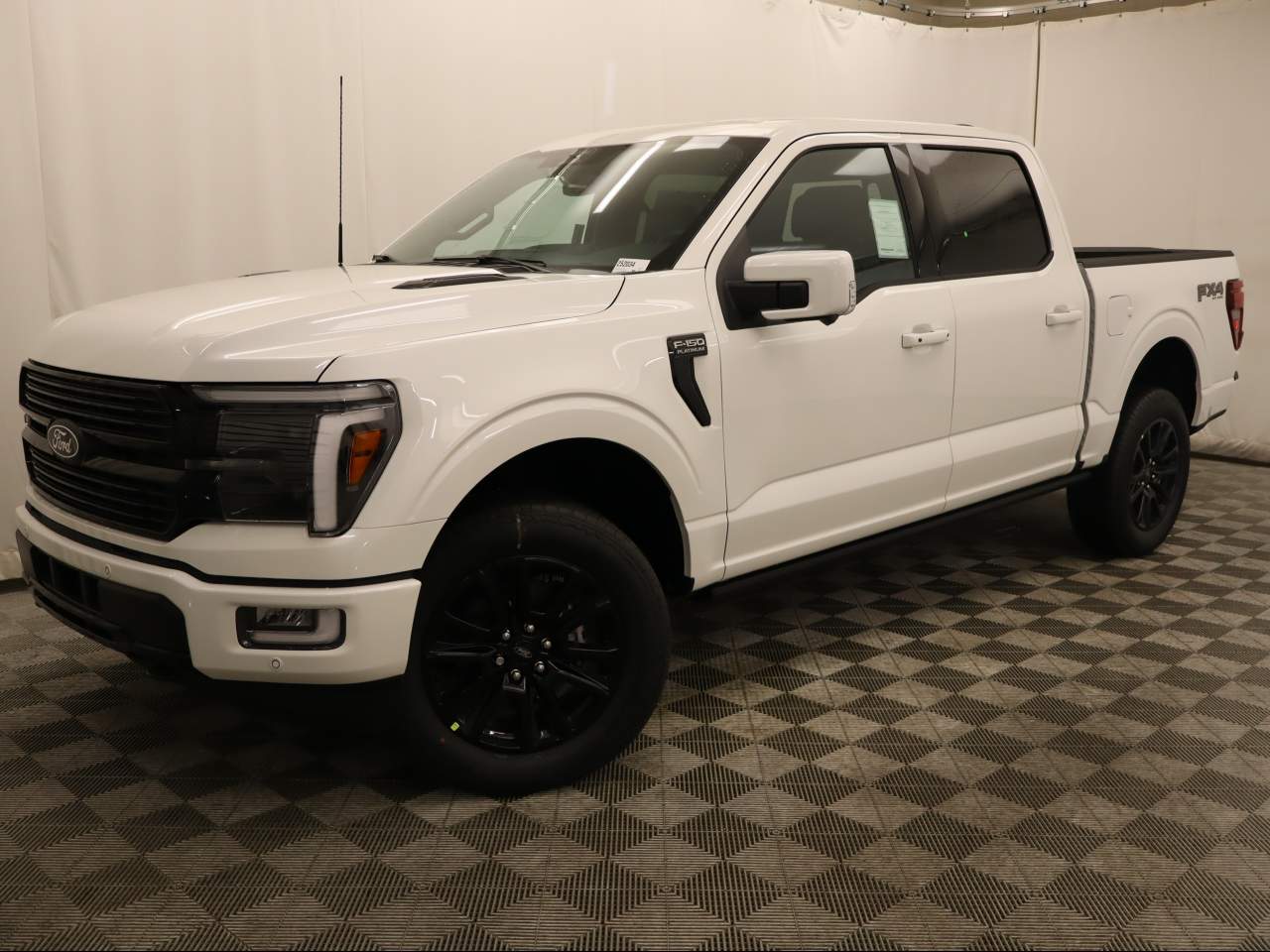 2025 Ford F-150 SuperCrew Platinum