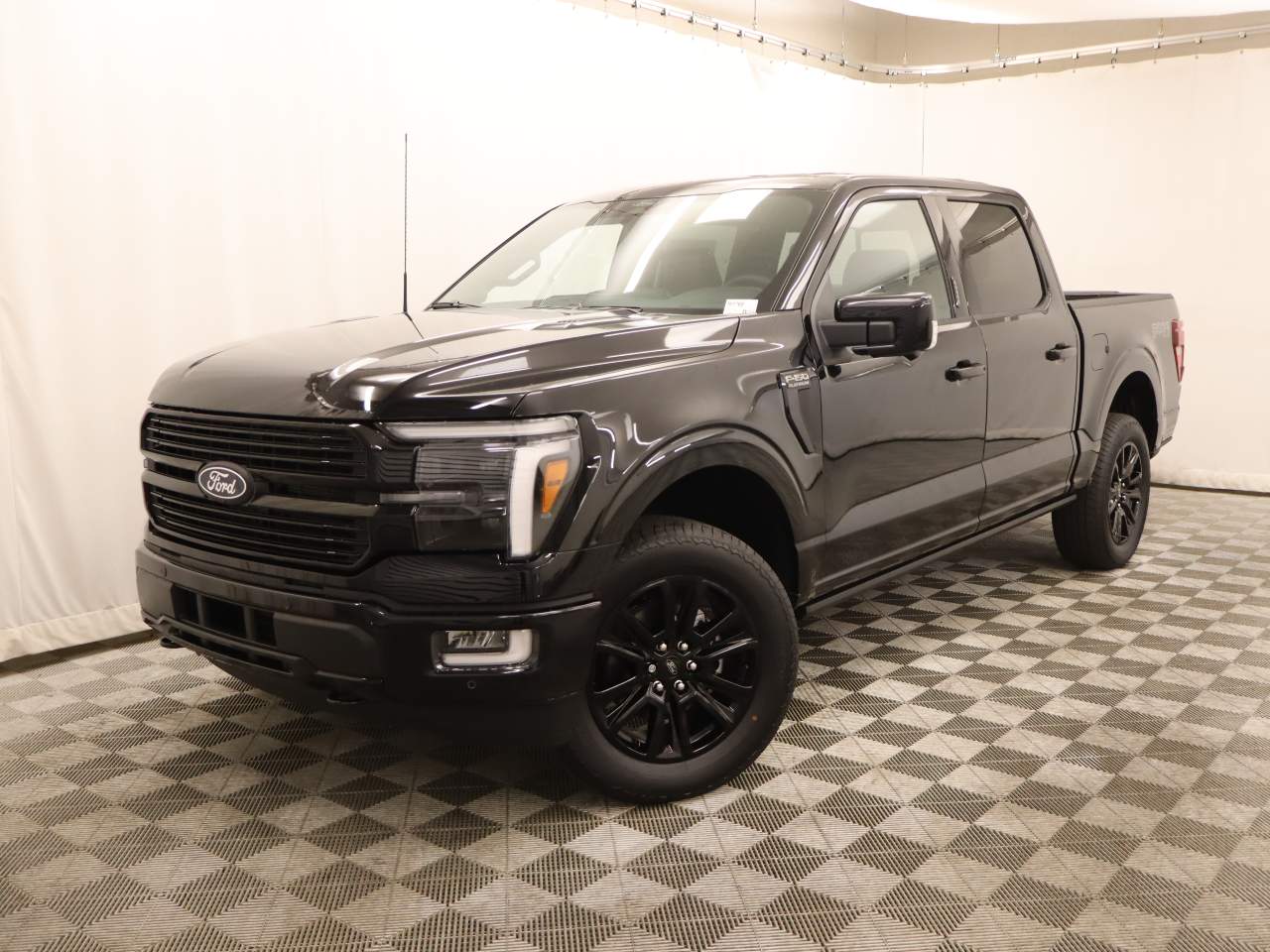 2026 Ford F-150 SuperCrew Platinum