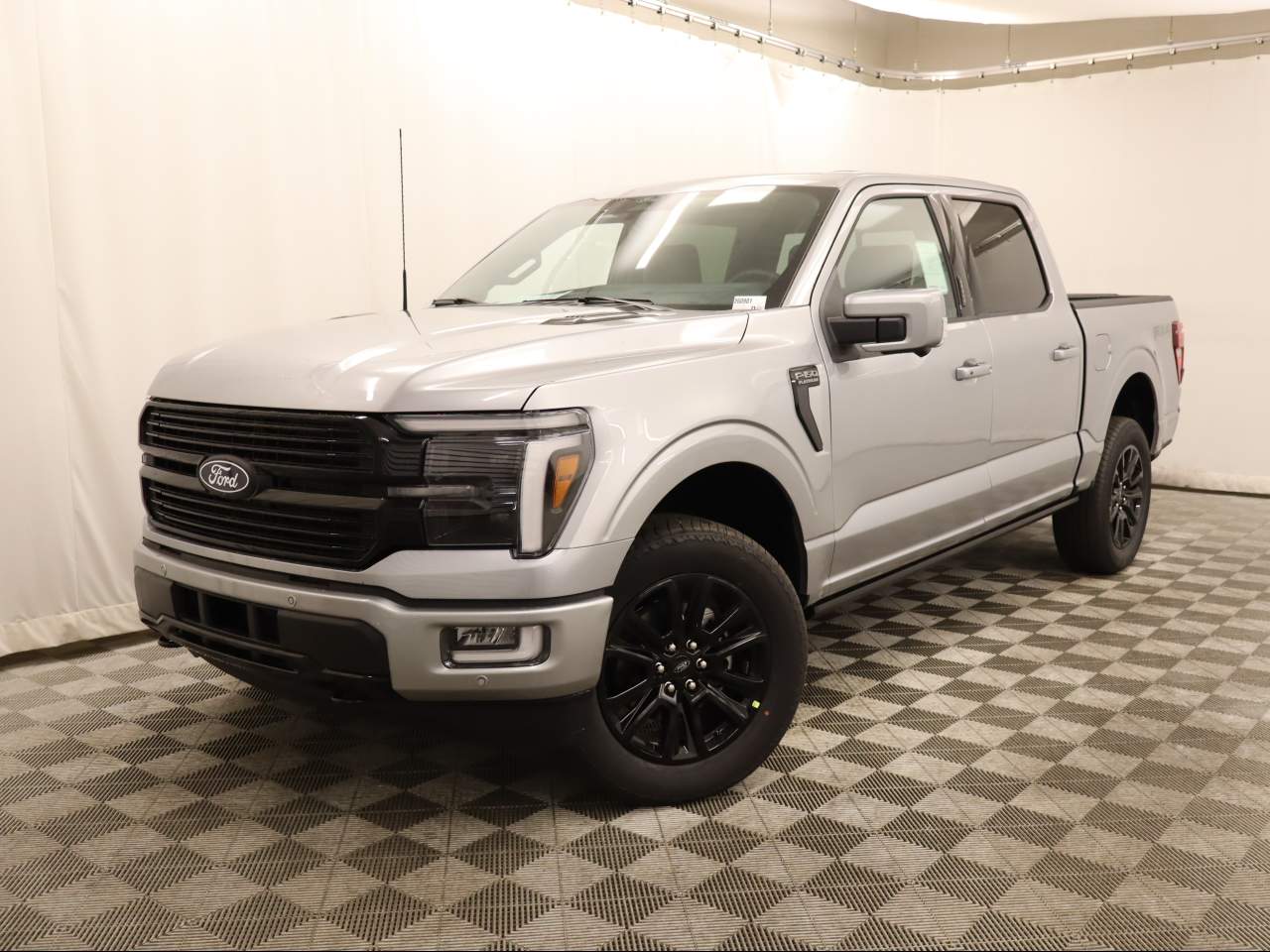 2026 Ford F-150 SuperCrew Platinum