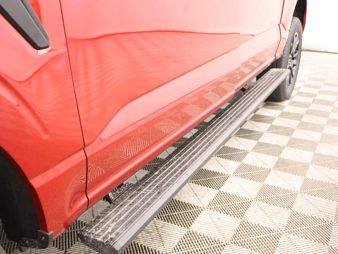 2025 Ford F-150 SuperCrew Platinum