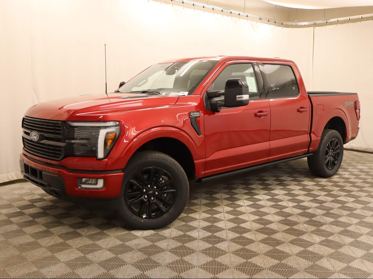 2025 Ford F-150 SuperCrew Platinum