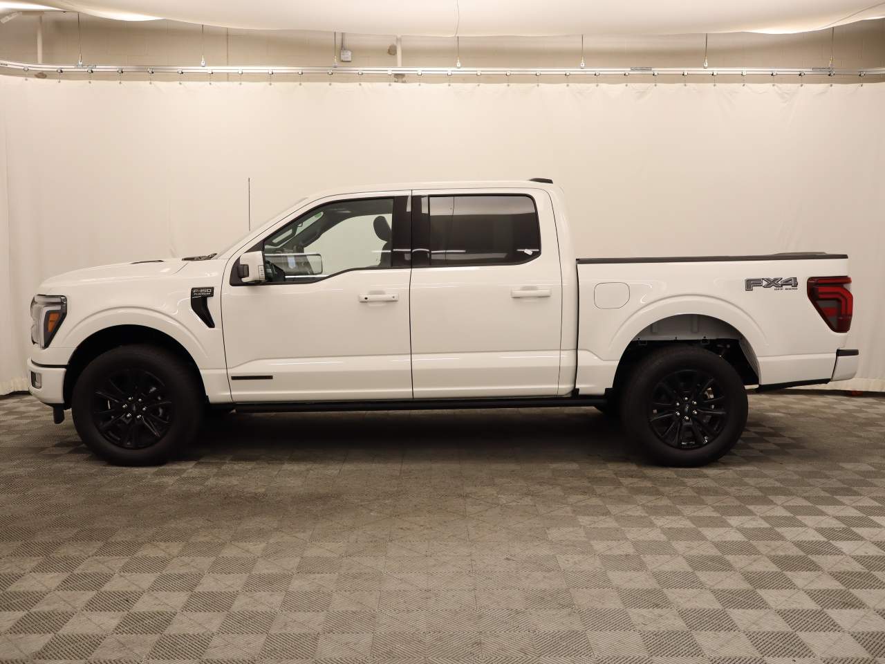 2025 Ford F-150 SuperCrew Platinum