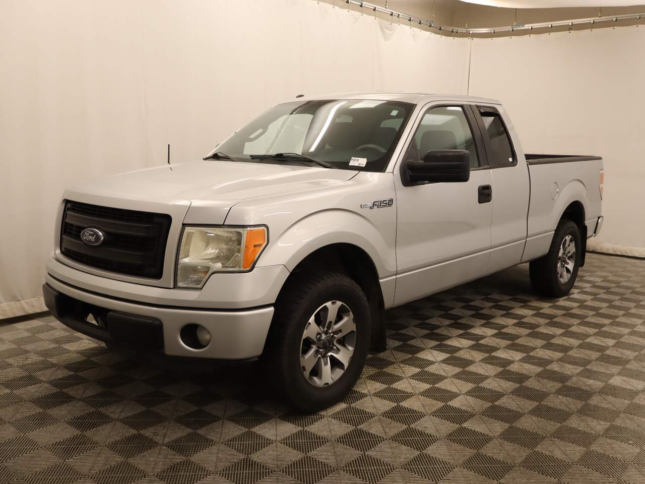 Ingot Silver Metallic 2013 Ford F-150 Pickup Truck 4X2 6-Speed Automatic