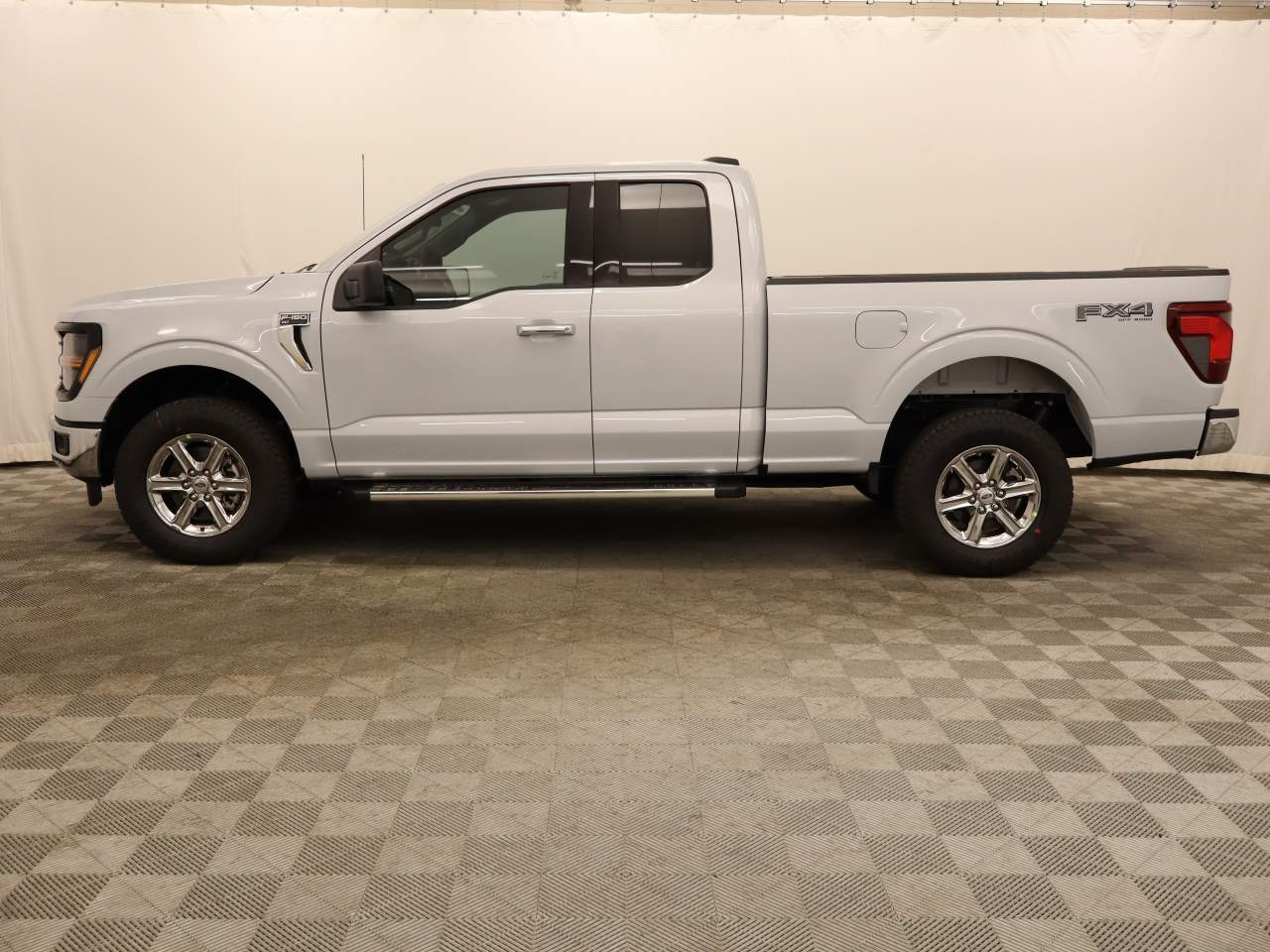 2025 Ford F-150 SuperCab XLT