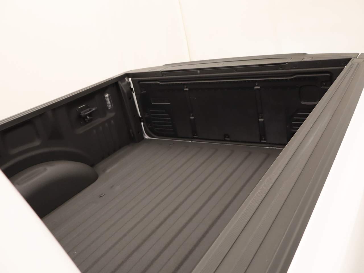 2023 Ford F-150 Lightning Lariat Crew Cab