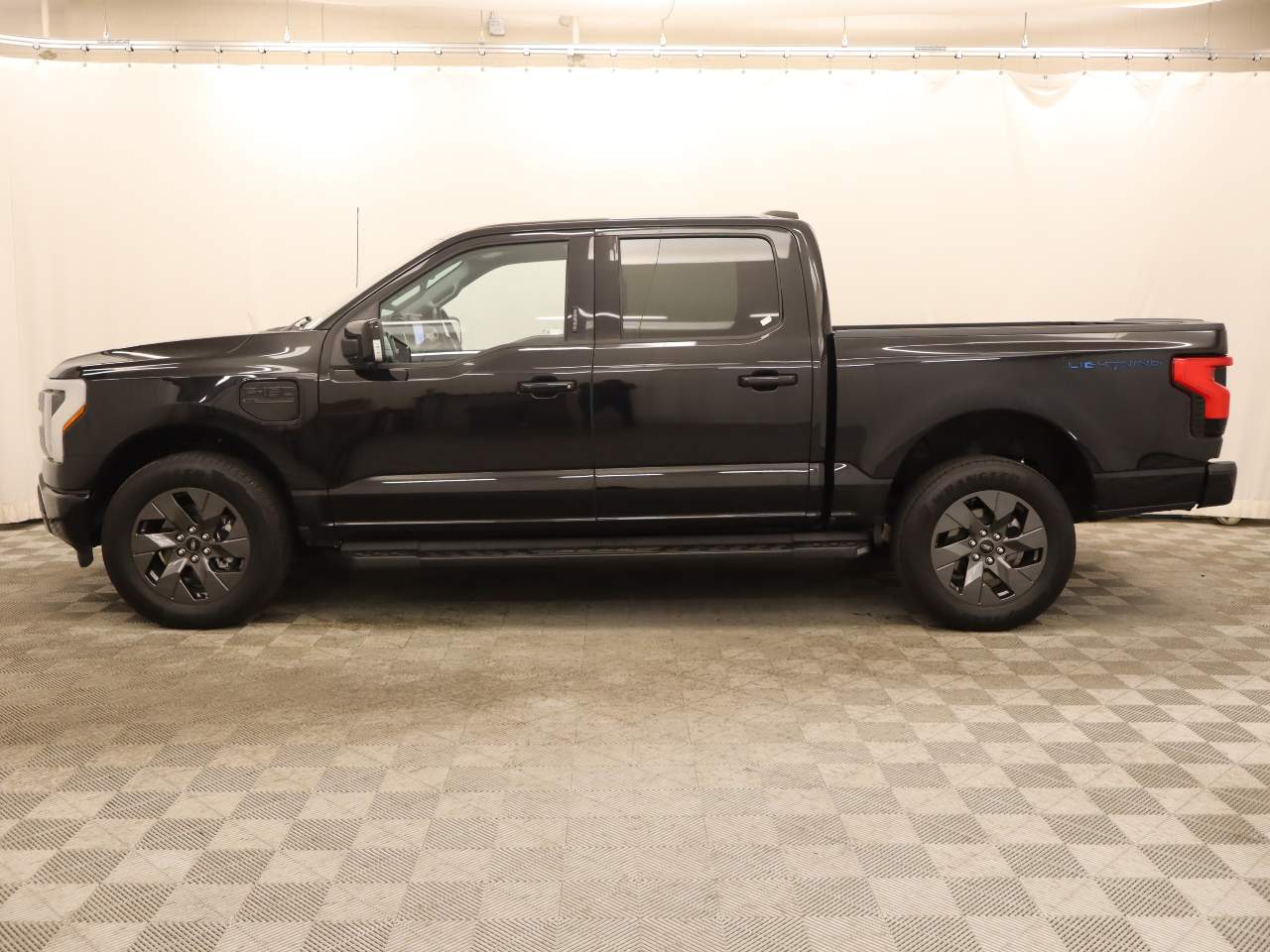 Used 2023 Ford F-150 Lightning XLT with VIN 1FTVW1ELXPWG23078 for sale in Scottsdale, AZ