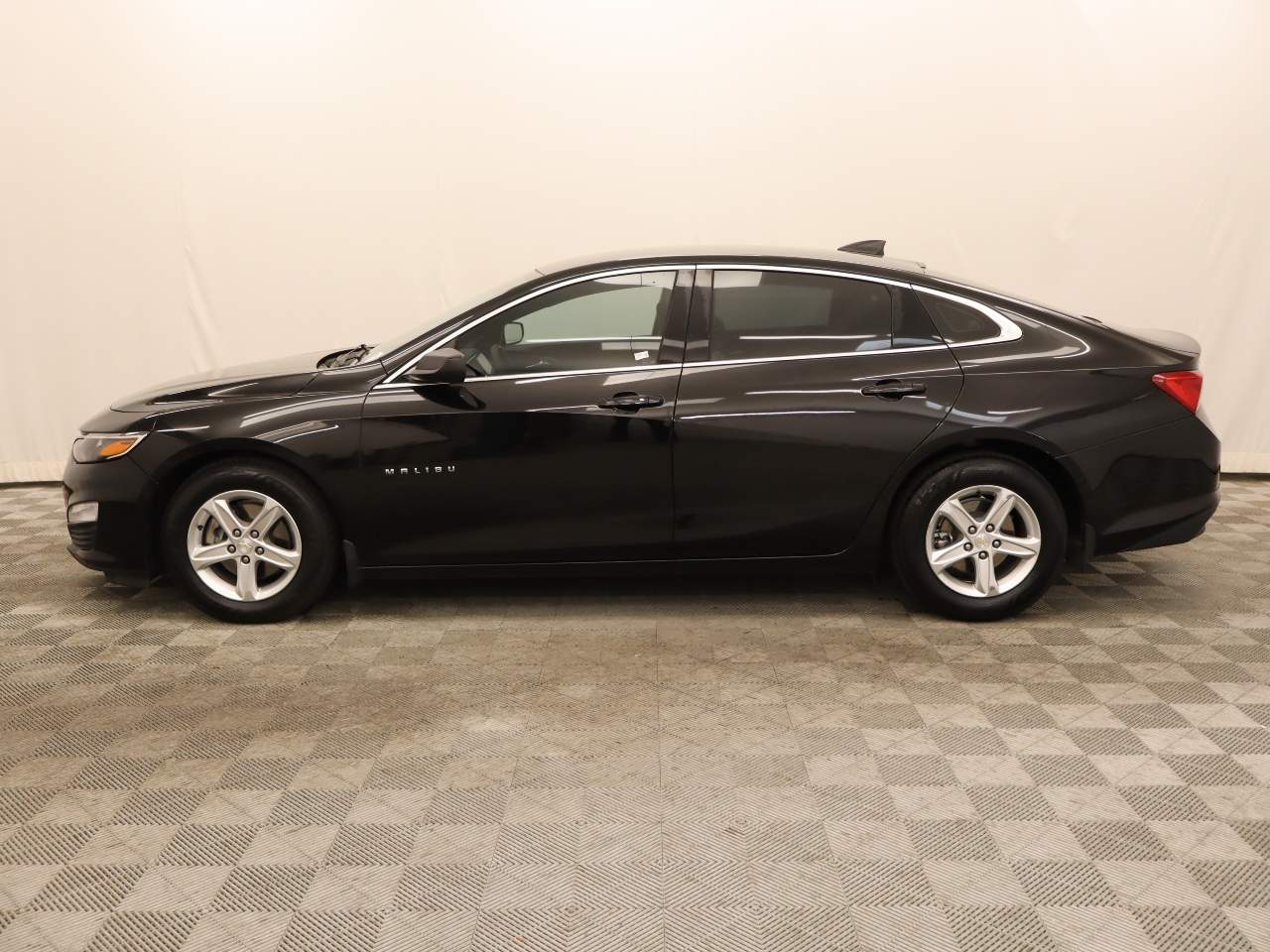 2023 Chevrolet Malibu LS