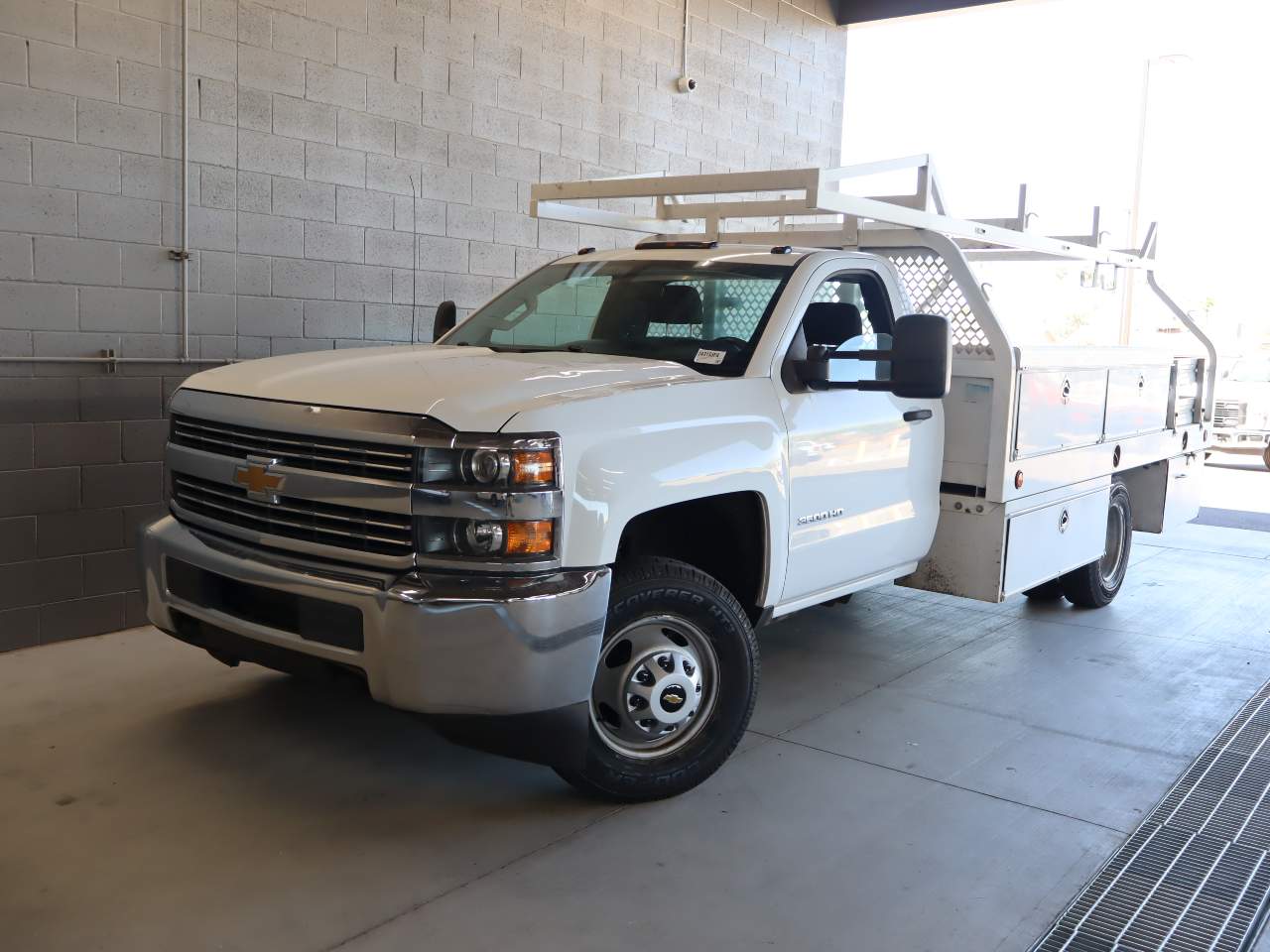 2017 Chevrolet Silverado 3500 Chassis Cab