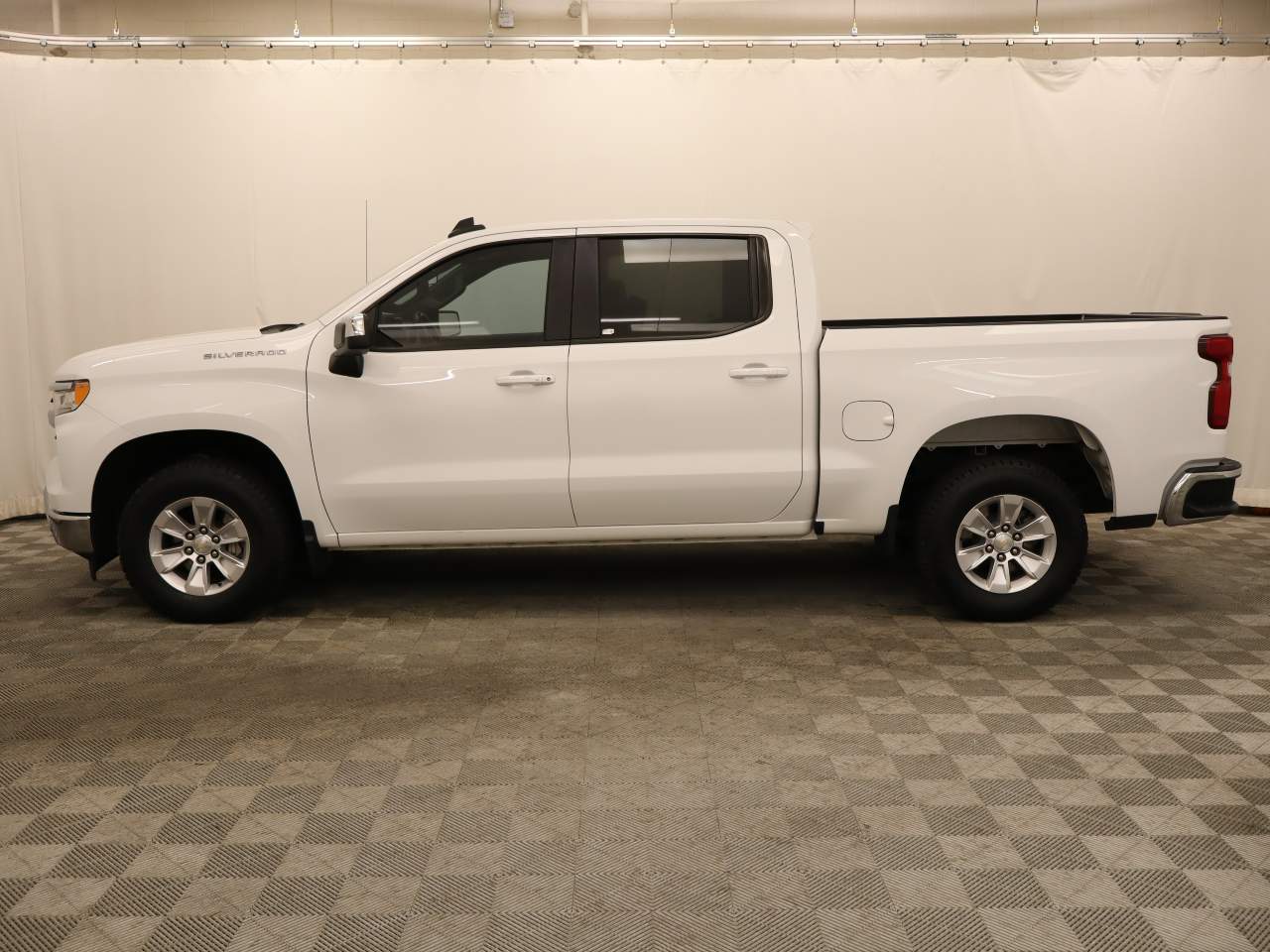 2022 Chevrolet Silverado 1500 LT Crew Cab