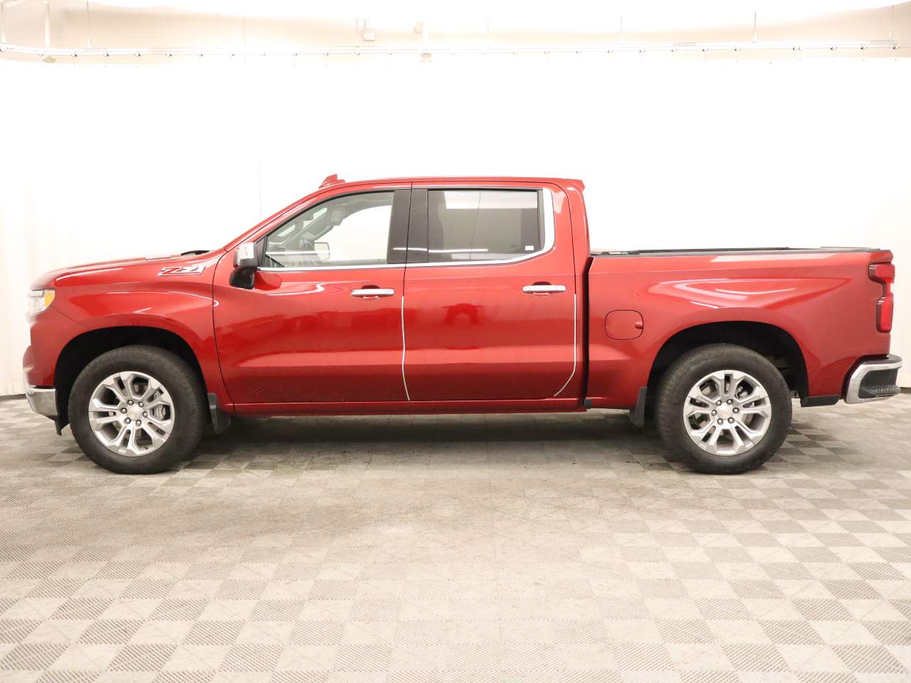 2024 Chevrolet Silverado 1500 LTZ Crew Cab