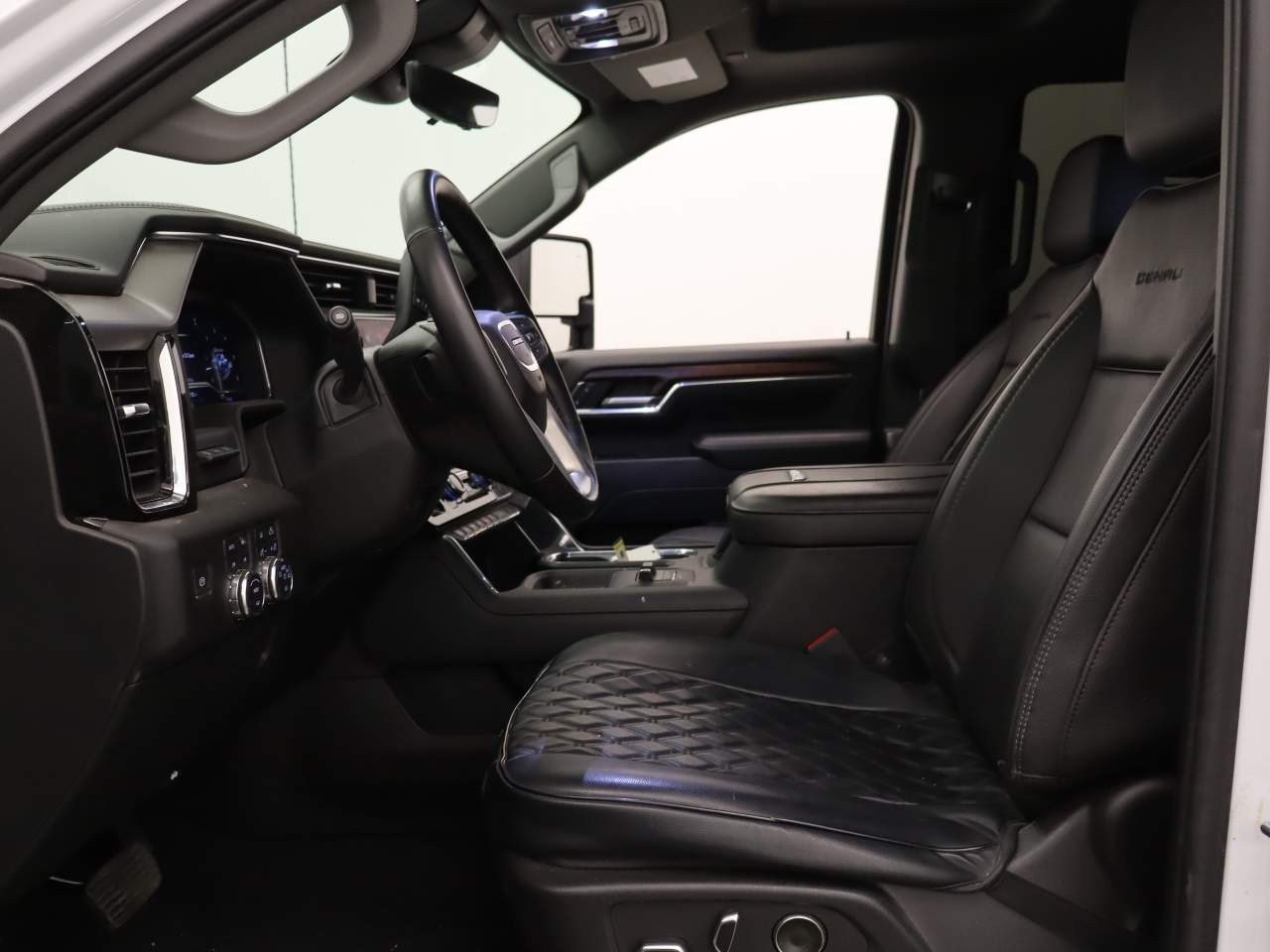 2024 GMC Sierra 3500HD Denali Crew Cab