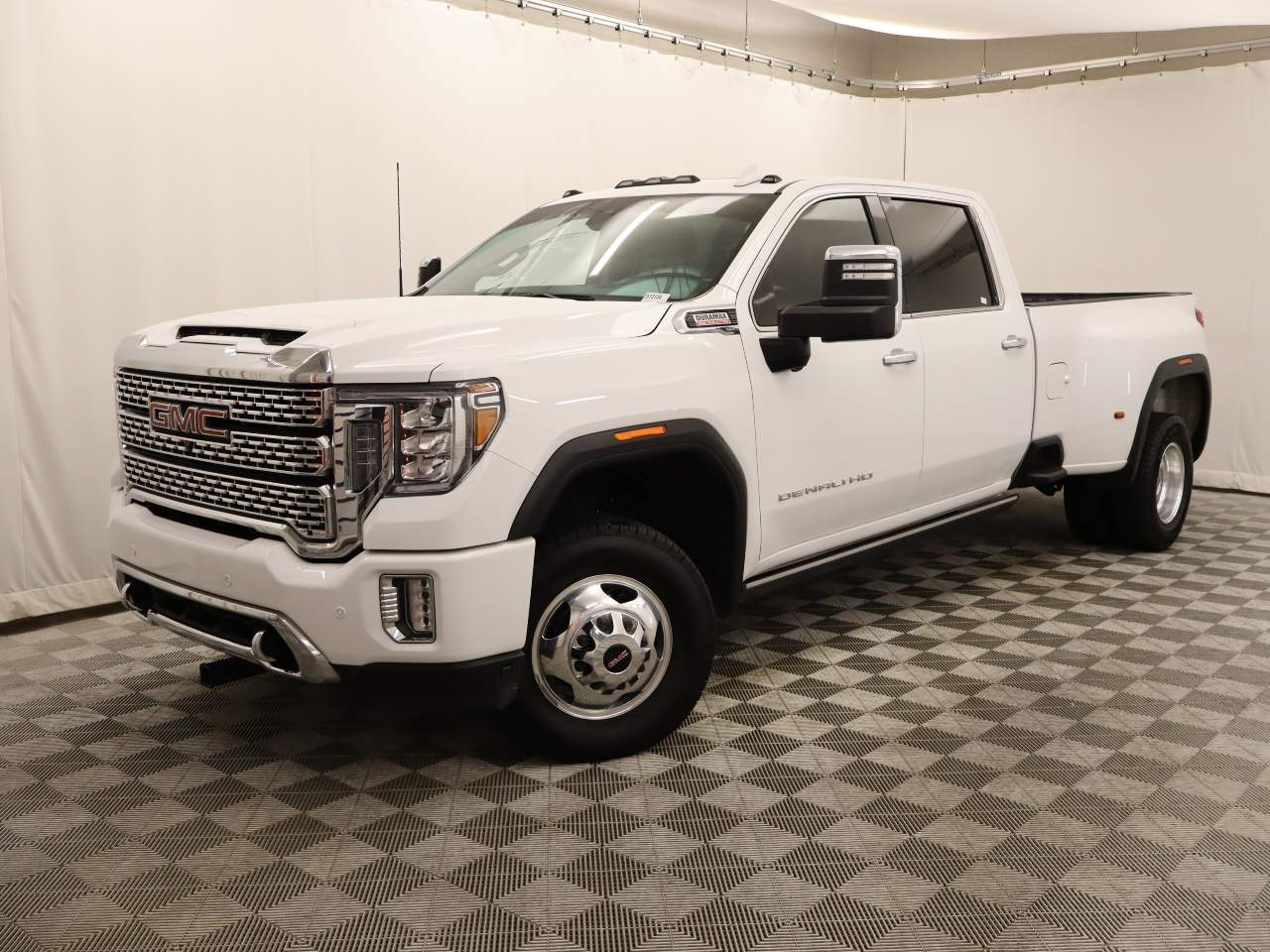 2023 GMC Sierra 3500HD Denali Crew Cab