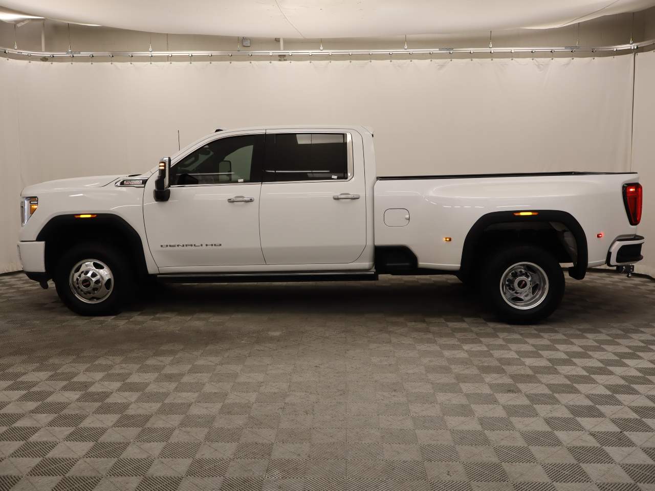 2023 GMC Sierra 3500HD Denali Crew Cab