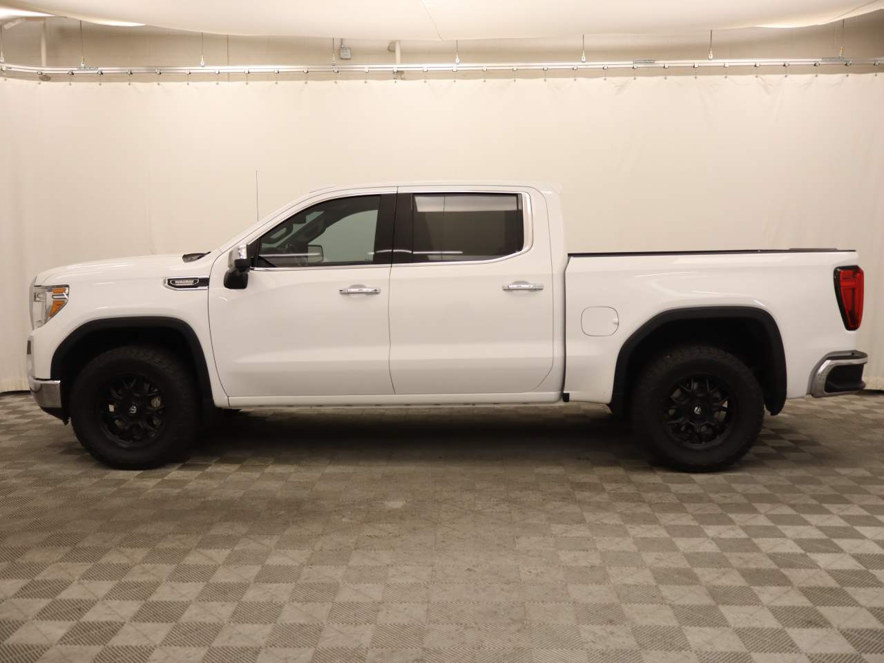 2021 GMC Sierra 1500 SLT Crew Cab