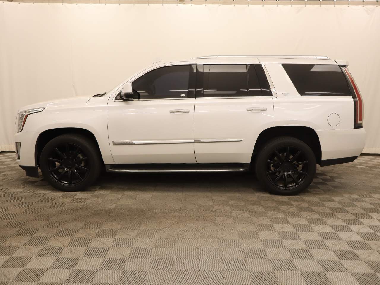 2016 Cadillac Escalade Luxury Collection