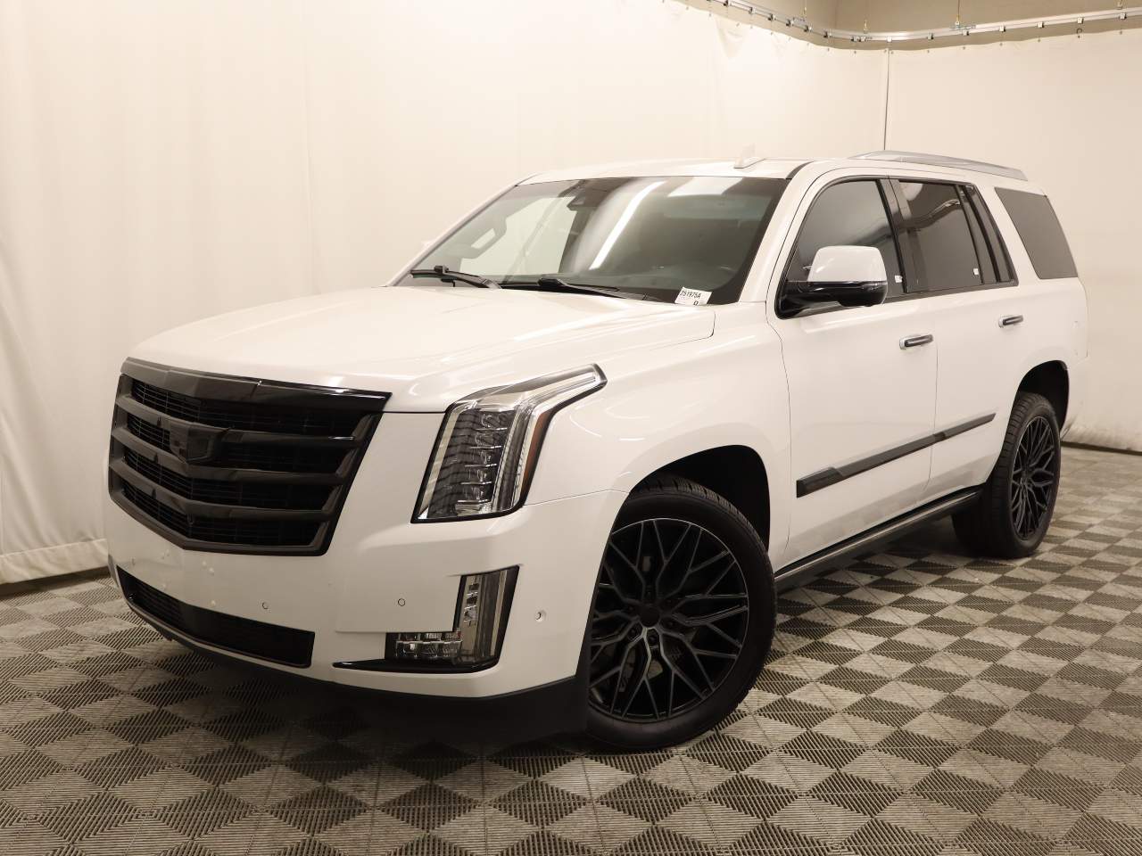 2019 Cadillac Escalade AWD Premium Luxury's photo