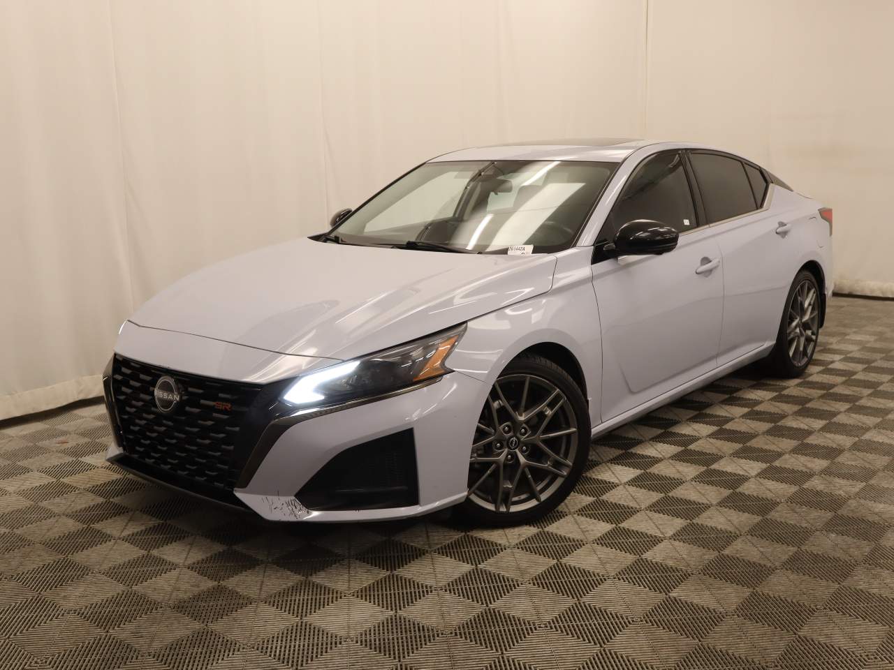 2023 Nissan Altima 2.0 SR