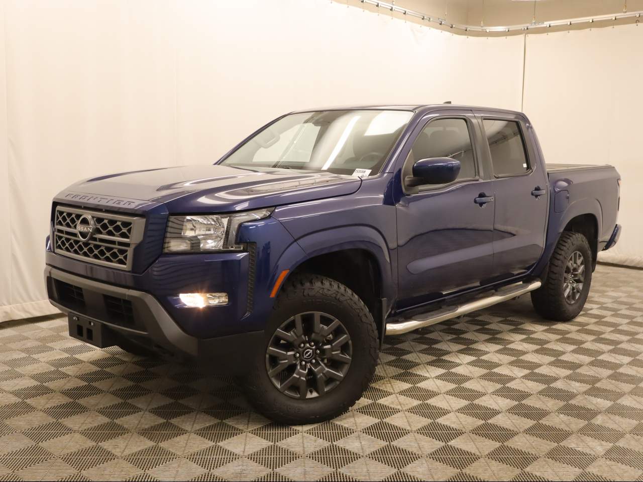 2022 Nissan Frontier SV Crew Cab