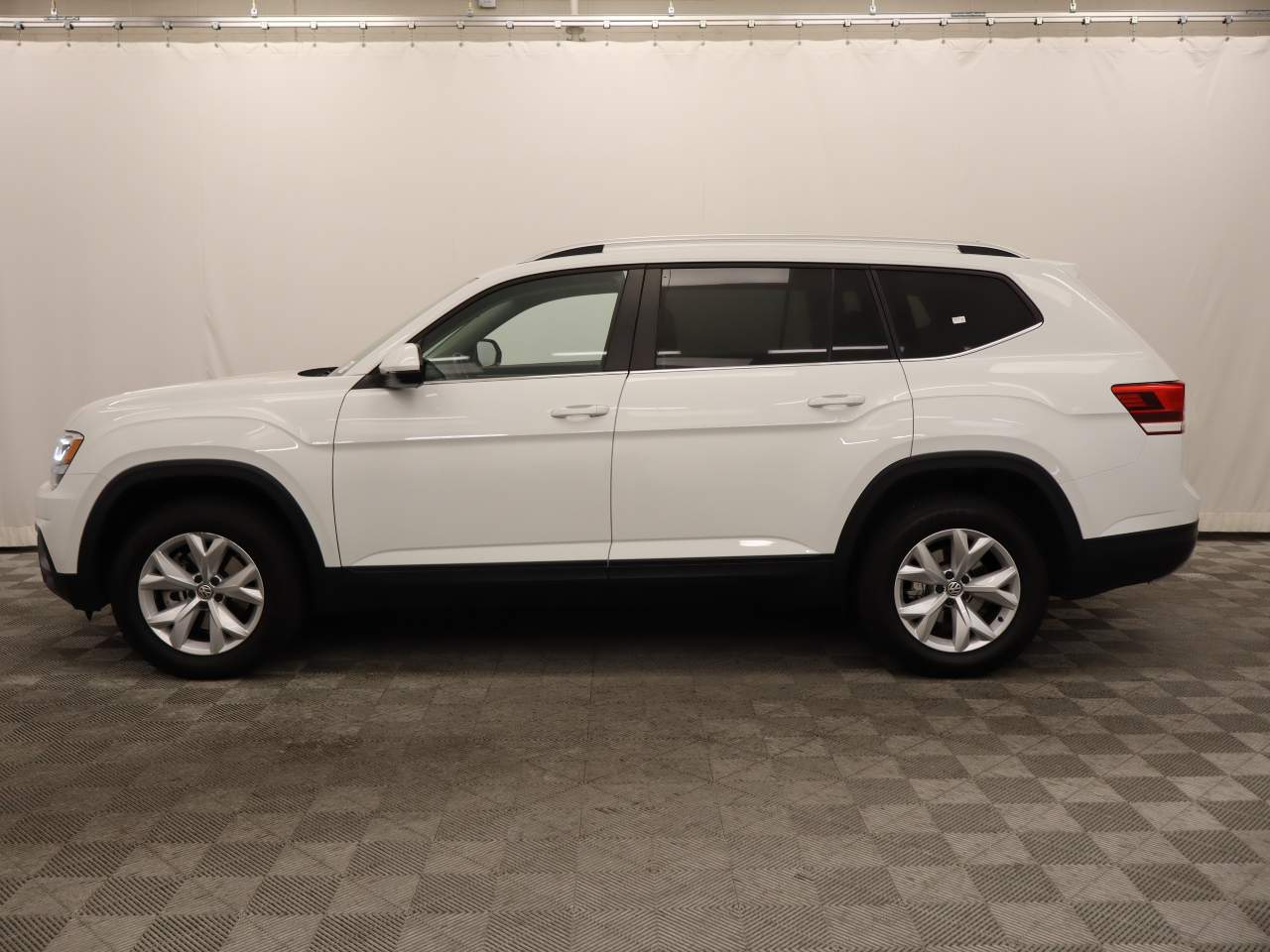 2018 Volkswagen Atlas 2.0T SE